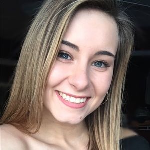 Meet your Posher, Molly